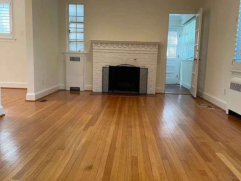 6105 29th St NW — Photo 5