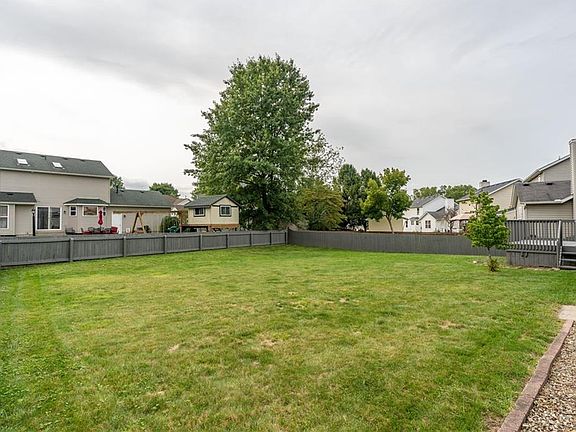 4th image of 578 Westminster Cir