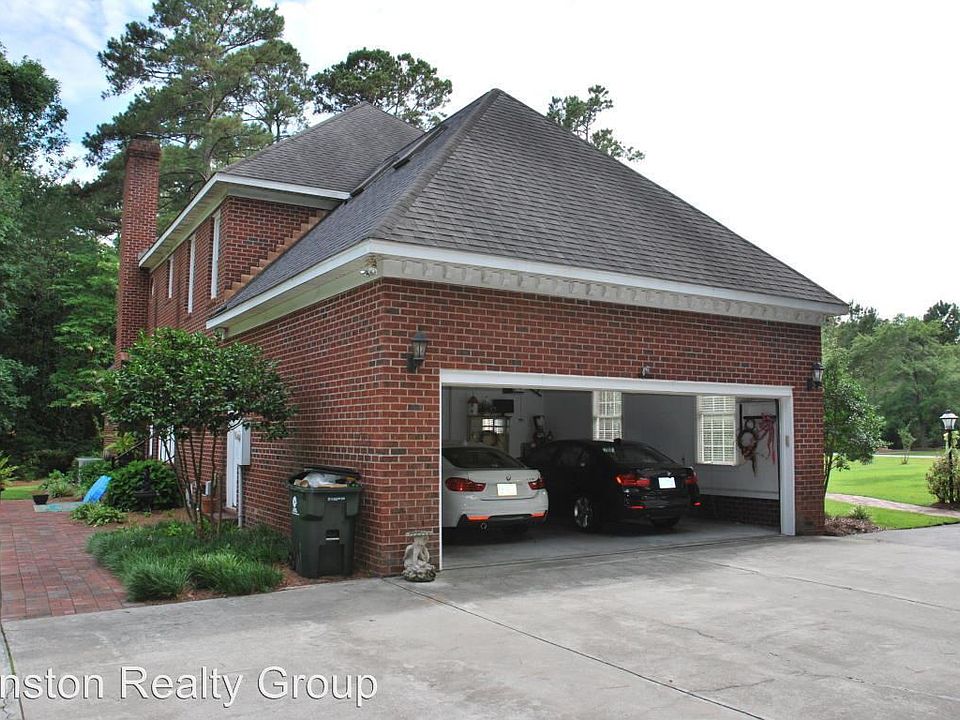 2nd image of 2599 Westridge Rd