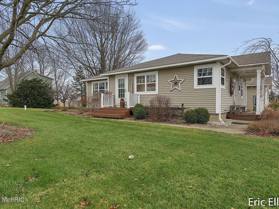 1st image of 3188 40th Ave