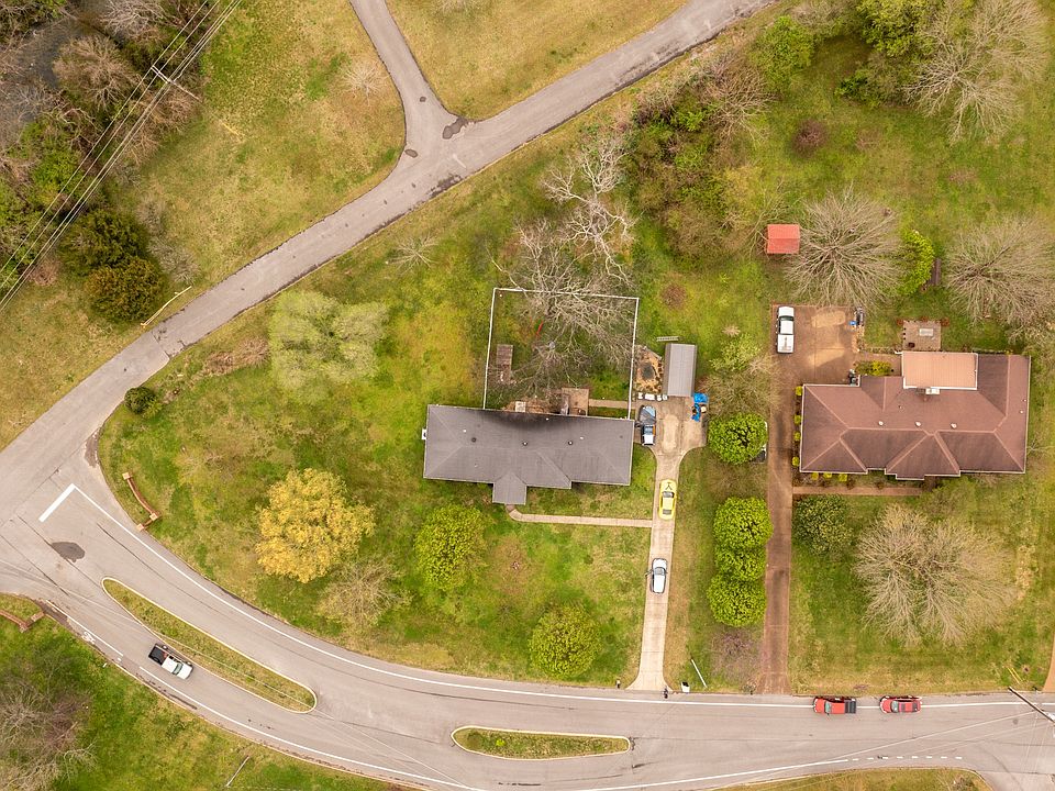 1098 Lakeshore Dr, Gallatin, TN 37066 Zillow