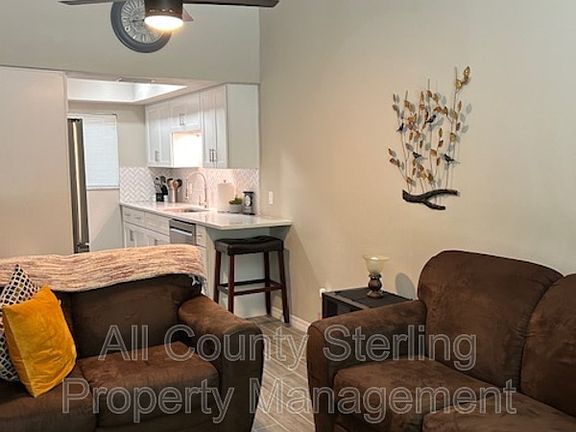 4th image of 5908 Branch Dr