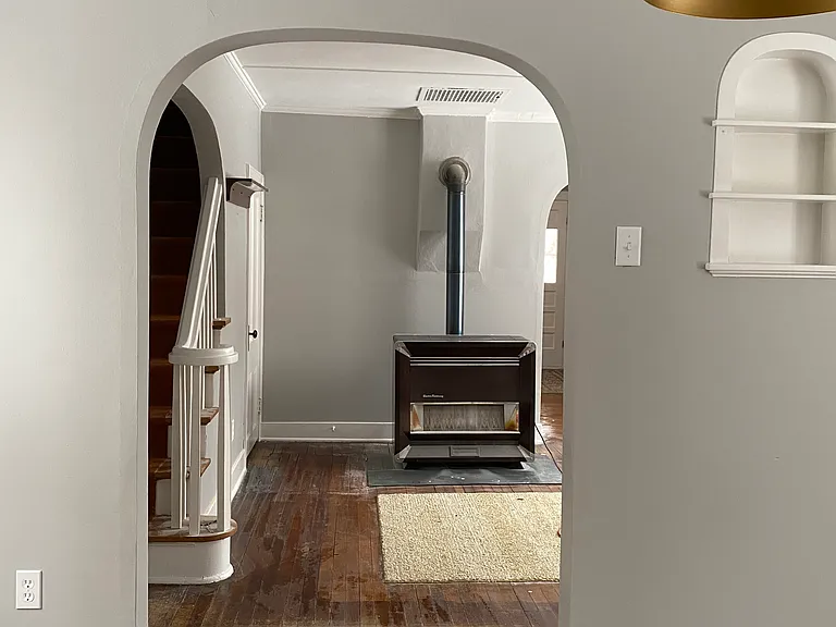 25933 Cedar St — Photo 6