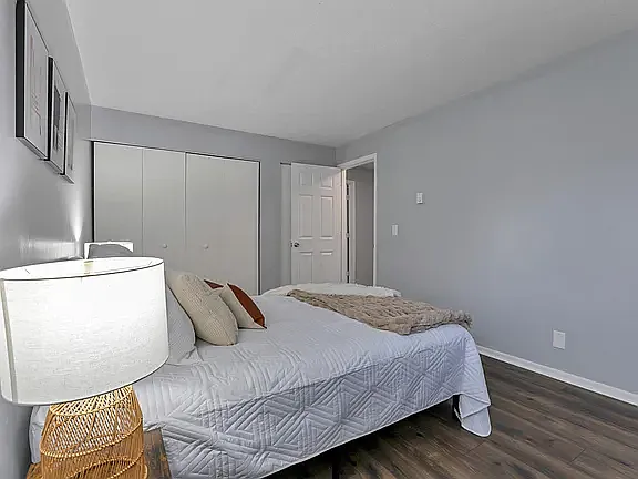 640 King St — Photo 22