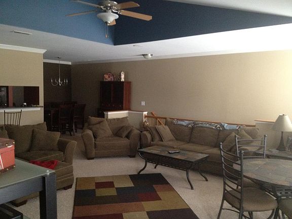 Living Room/Dining Room