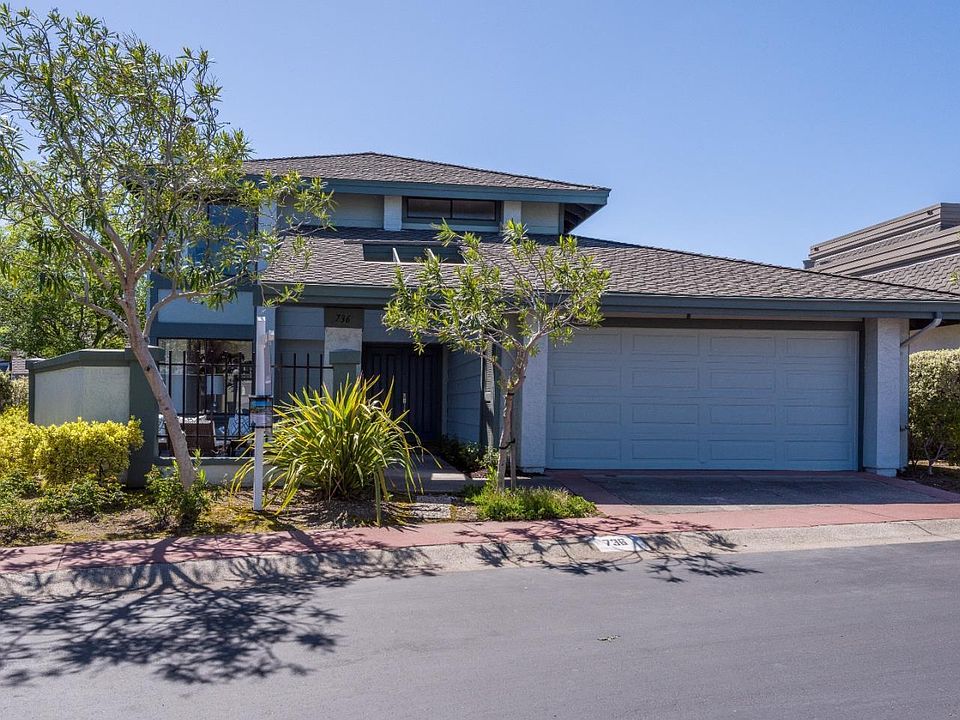 1st image of 736 Vespucci Ln