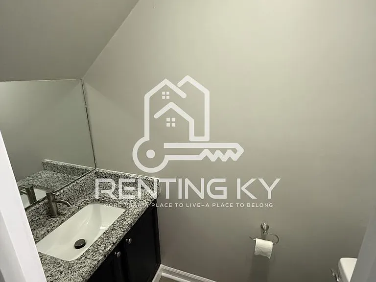 117-119 Lakeview Dr — Photo 6