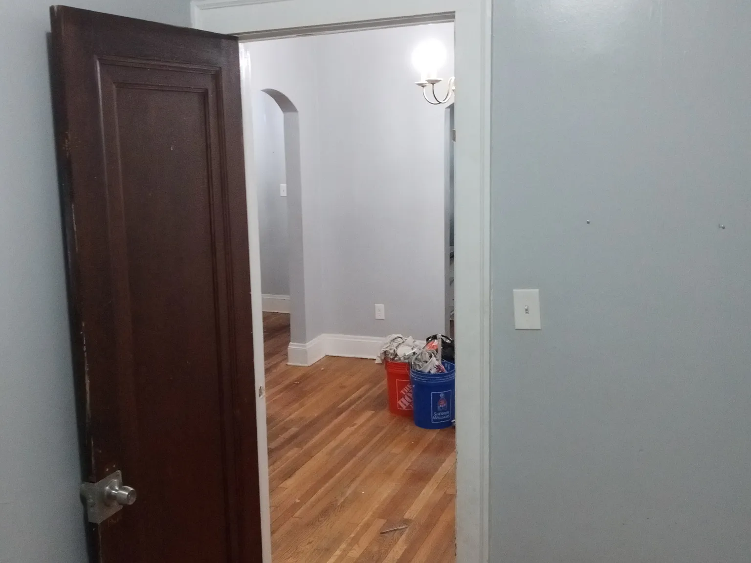 Lauderdale Apartments — Photo 4