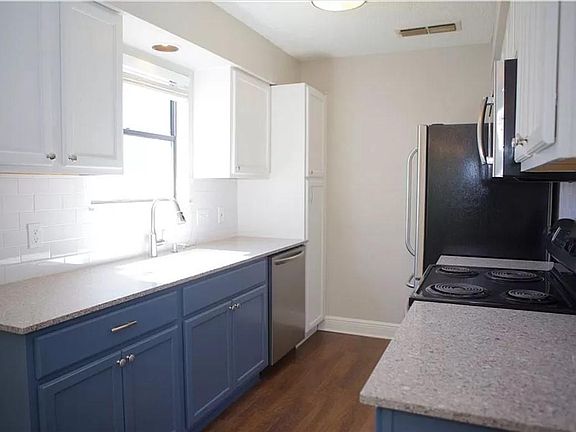 5th image of 1318 Hogan Ln