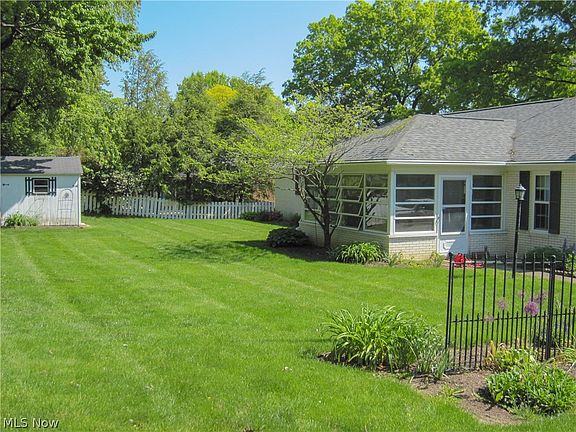 5th image of 7351 Starcliff Ave NW