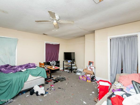 louisville-kentucky-2082374346 picture