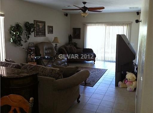 3rd image of 6079 Falconer Ave