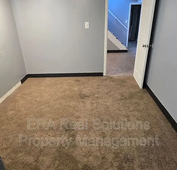 1003 21st Ave — Photo 11