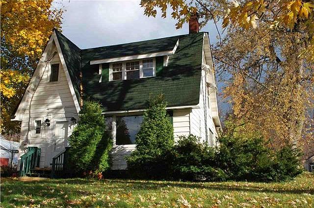 1st image of 20 Park Ave