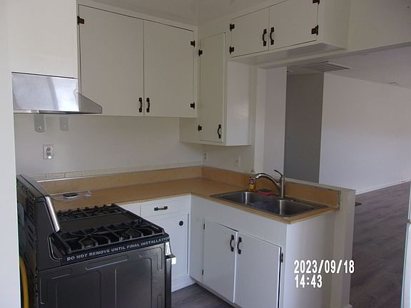 2nd image of 412 N G St