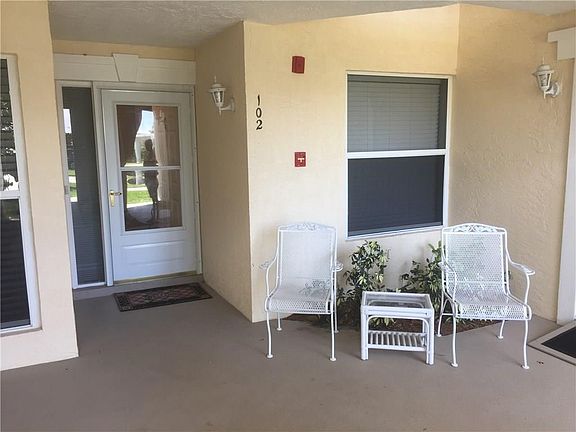 2nd image of 625 W Lake Jasmine Cir Unit 625-102
