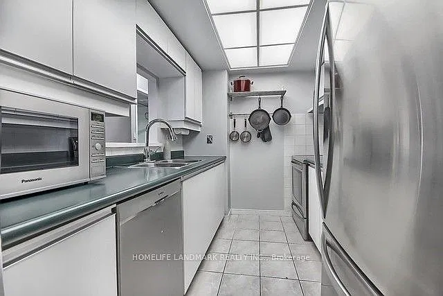 2 bed, $2,750 — Photo 4