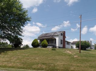 768 Hilltown Rd., Fries, VA 24330