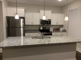 6039 Hillside Ln, Spring Hill, TN 37174