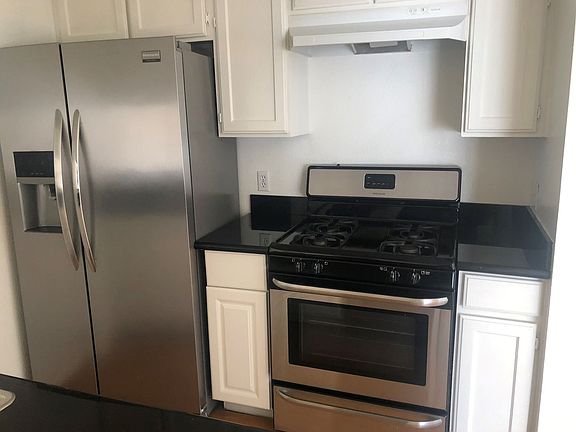 2nd image of 3712 S Bentley Ave APT 103