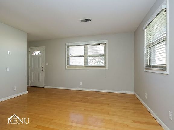 4th image of 116 Marshall Ct