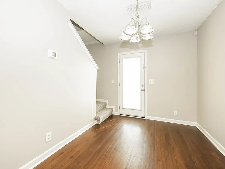 2726 Apostle Ln — Photo 6