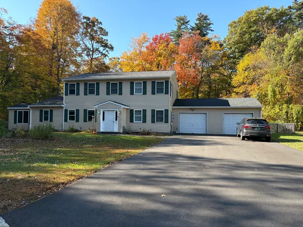 78 Conquest Cir, Colchester, VT 05446