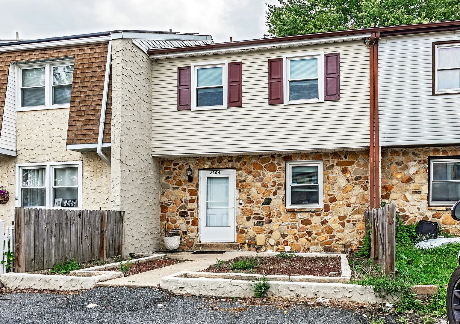 Christina Village - 3 bedroom, 2.5 bath townhome — Photo 1