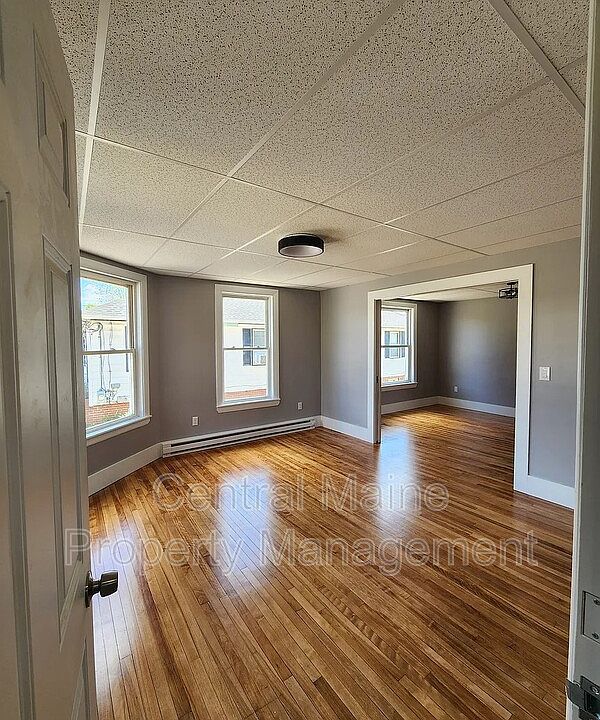 1st image of 181 Webster St