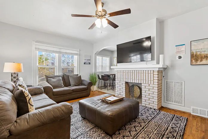 1st image of 3801 El Campo Ave