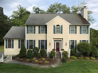 161 Long Meadow Hill Rd, Brookfield, CT 06804