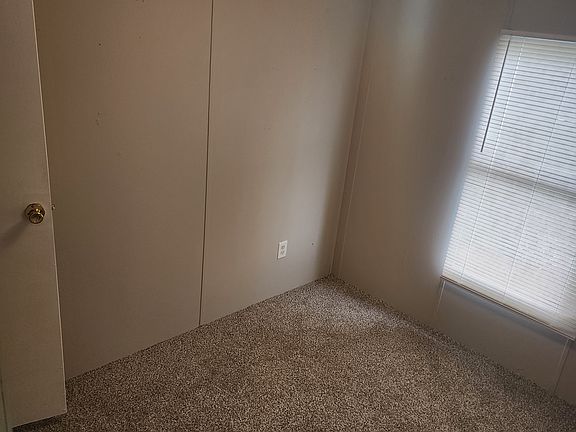 5th image of 2900 N Union St #46