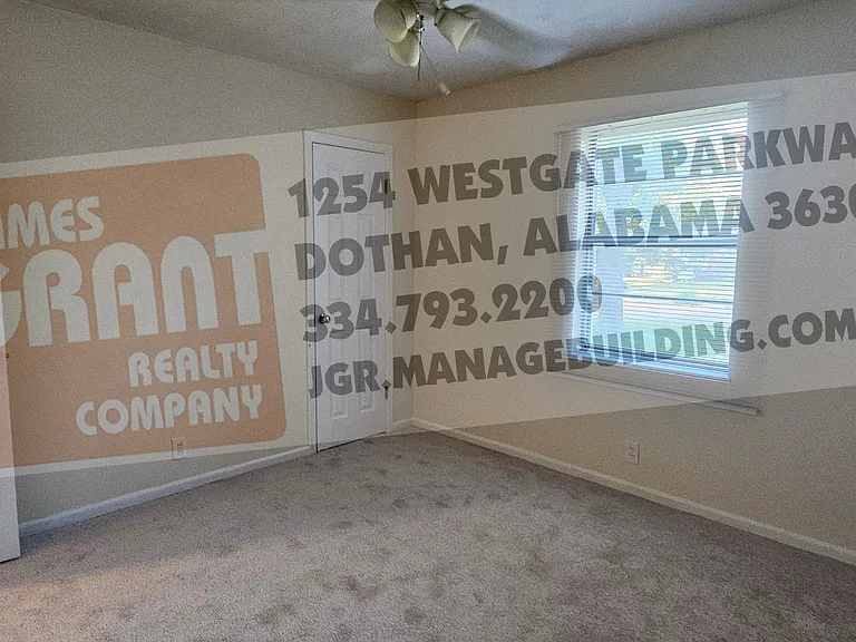 306 Mustang Dr — Photo 22