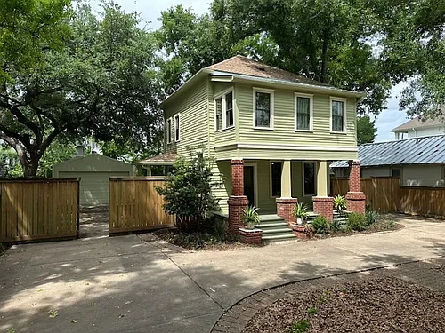 1023 Tulane St Photo 1