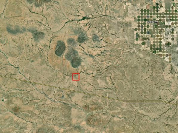 250 Ayn Rand Ave, Salt Flat, TX 79847