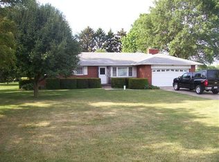 7477 Frederick Garland Rd, Englewood, OH 45322