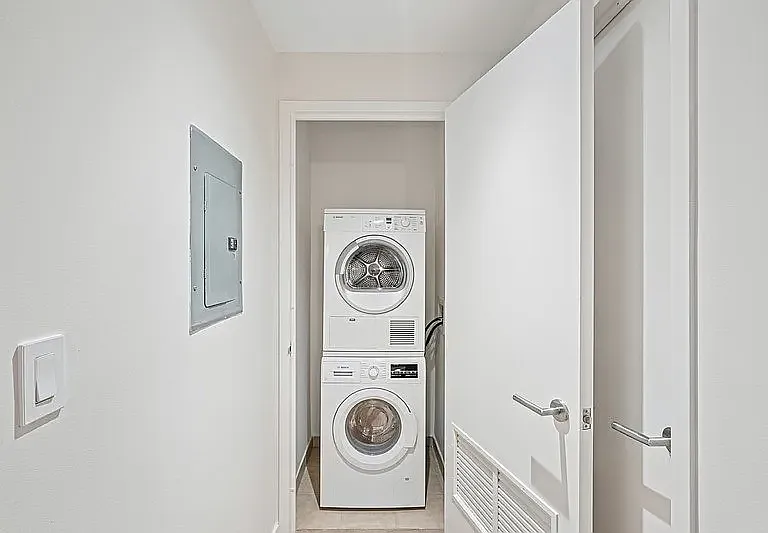 3260 Henry Hudson Pkwy #4N — Photo 1