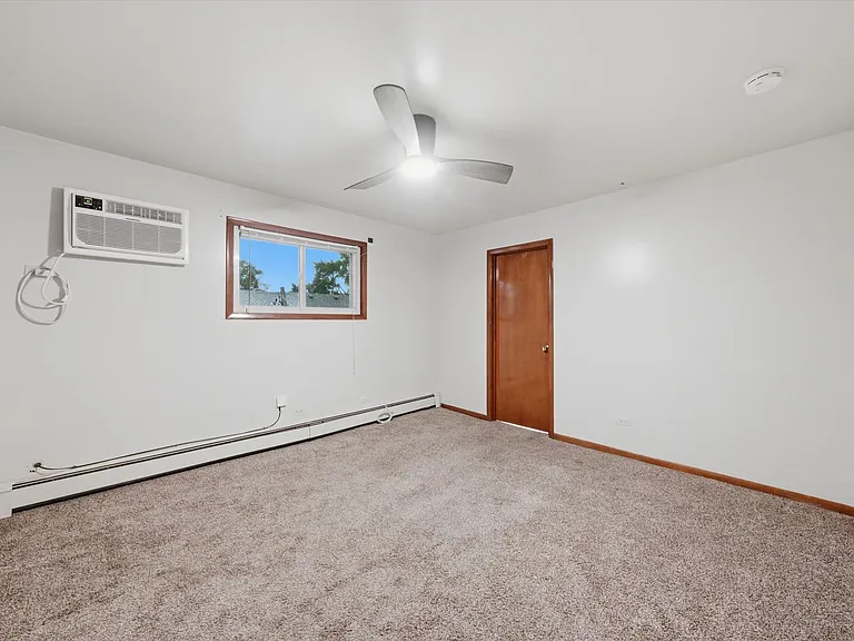 2521 Lewis St — Photo 30