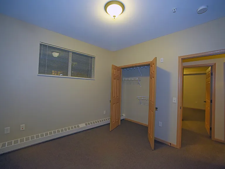 Bottineau Ridge Apartments — Photo 22