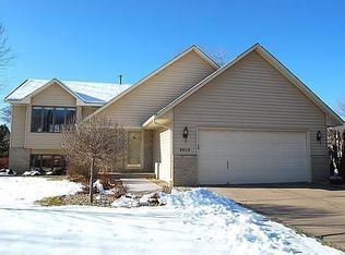 3013 Ontario Rd, Little Canada, MN 55117