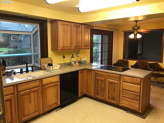 5th image of 8206 NE 92nd Cir