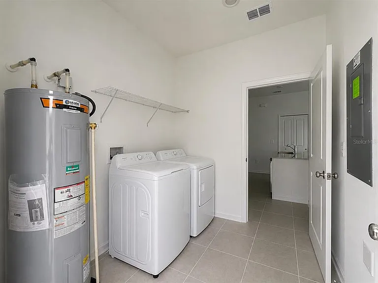 2156 Rider Rain Ln — Photo 23