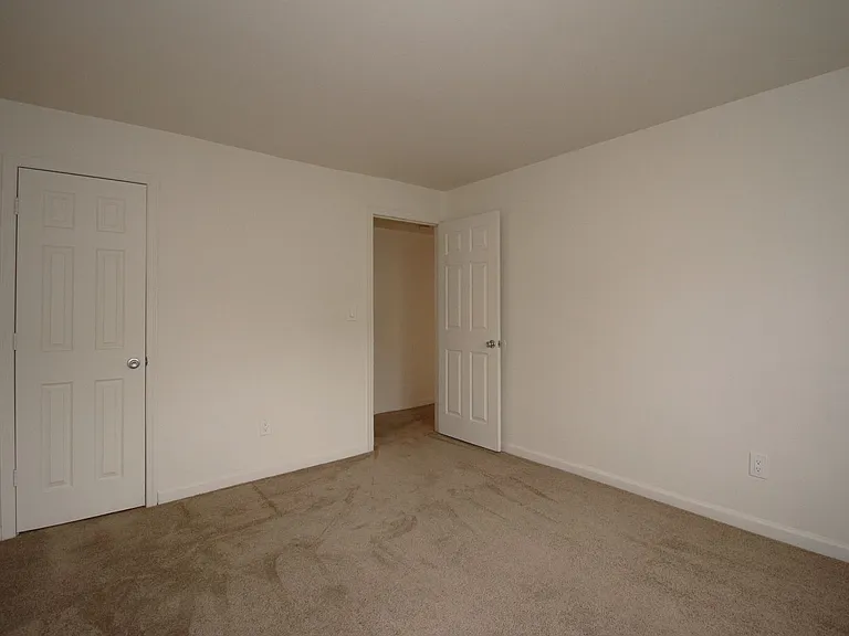 Hopewell Gardens Apartments — Photo 20