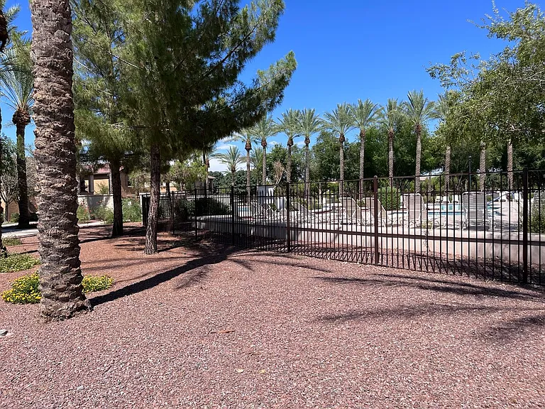1046 S Annie Ln — Photo 49