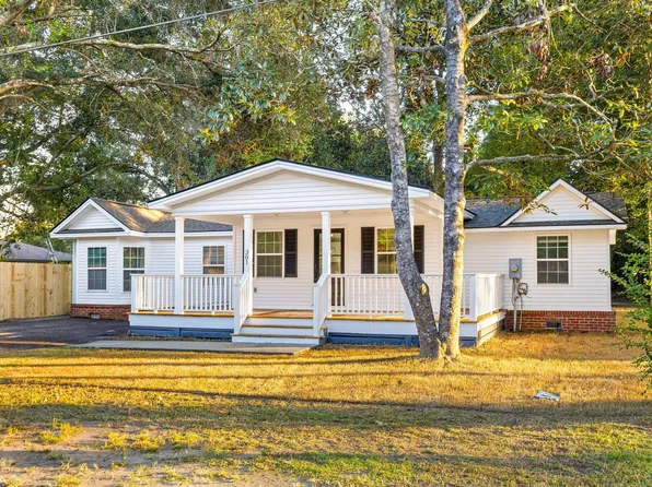 301 Haynesville Rd, Moncks Corner, SC 29461