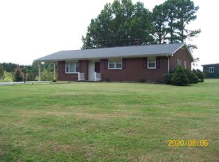 709 Fairmont Rd, Gretna, VA 24557