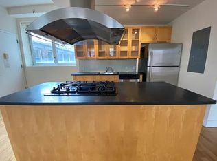 24 Peck Slip APT 4W, New York, NY 10038