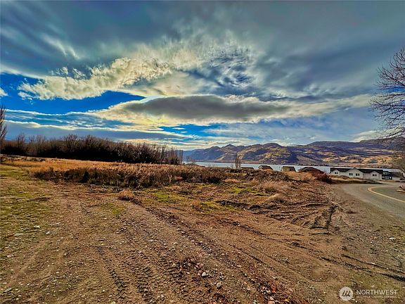 3rd image of 407 tbd TBD Eastlake Road