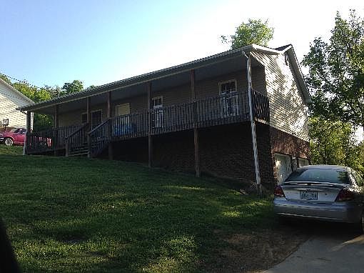 2nd image of 306 N Depot St
