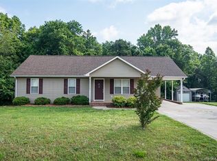 2729 Union Ridge Dr, Lincolnton, NC 28092